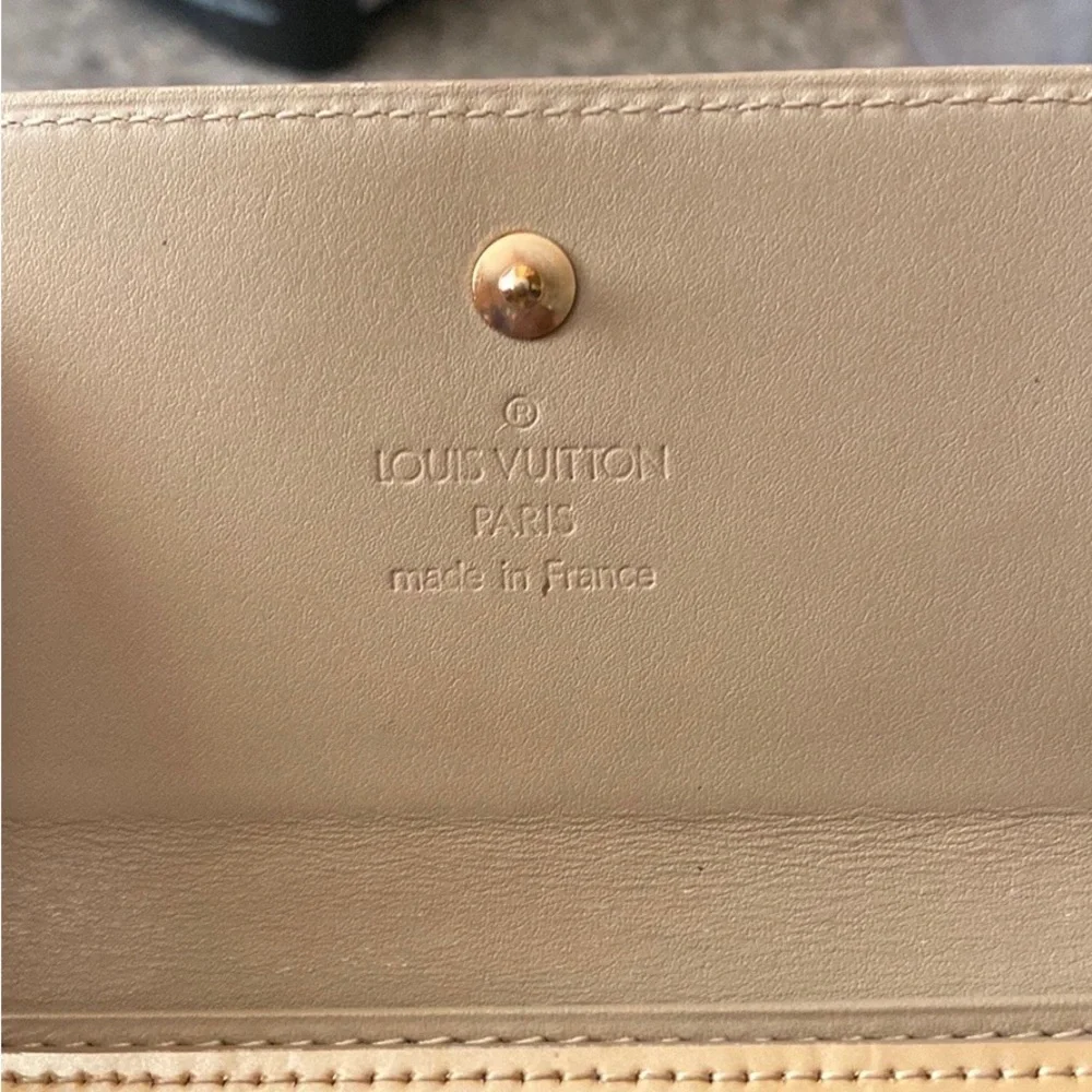 LV VERNIS TAN SHORT WALLET TH0082 - Picture 5 of 8